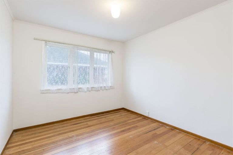 Photo of property in 21 Edinburgh Avenue, Rosehill, Papakura, 2113