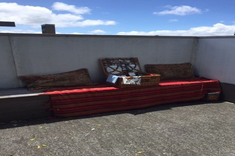 Photo of property in 8 Punjab Street, Khandallah, Wellington, 6035