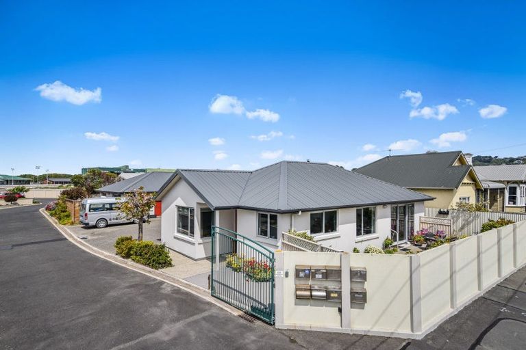 Photo of property in 69h Richardson Street, Saint Kilda, Dunedin, 9012