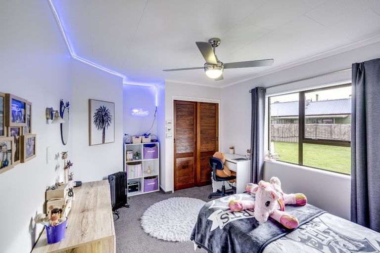 Photo of property in 4 Hetley Crescent, Taradale, Napier, 4112
