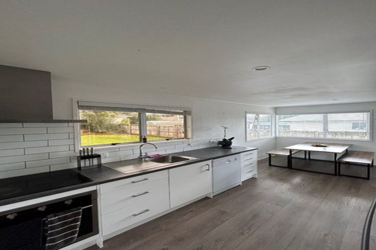 Photo of property in 15 Paramount Parade, Tikipunga, Whangarei, 0112