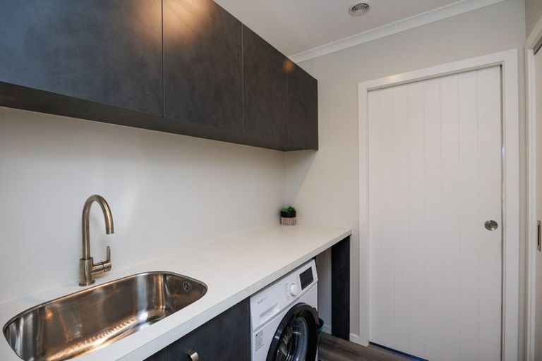 Photo of property in 1404a State Highway 3, Newbury, Palmerston North, 4475