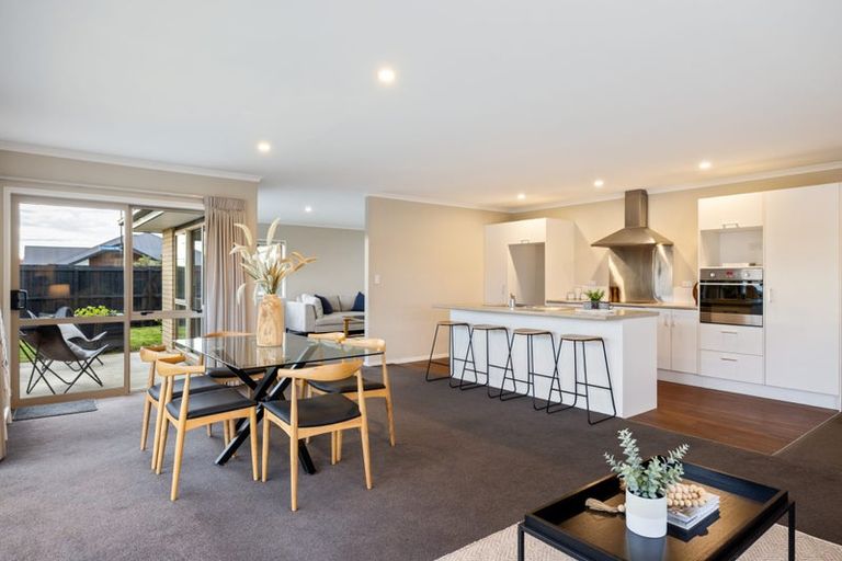 Photo of property in 30 Te Whenu Crescent, Marshland, Christchurch, 8083