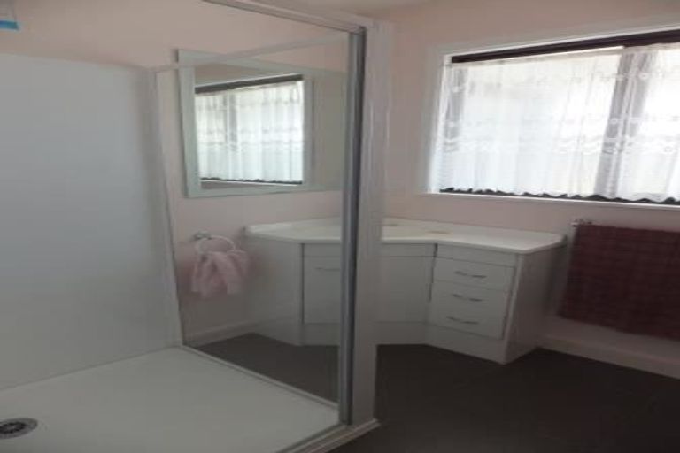 Photo of property in 5 Ariki Place, Hei Hei, Christchurch, 8042