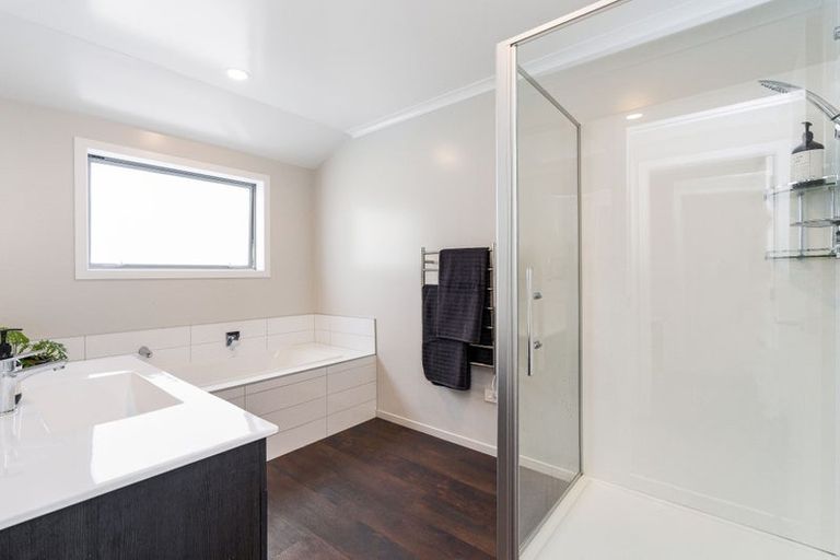 Photo of property in 49 Ohau Terraces, Ohau, Levin, 5570