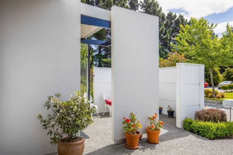 Photo of property in 5 Seager Lane, Hillmorton, Christchurch, 8024