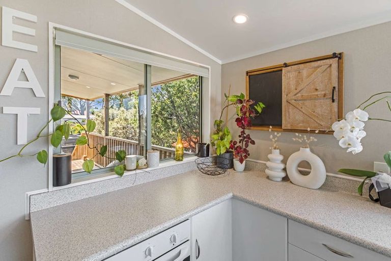 Photo of property in 11 Rawhiti Place, Saint Johns Hill, Whanganui, 4501