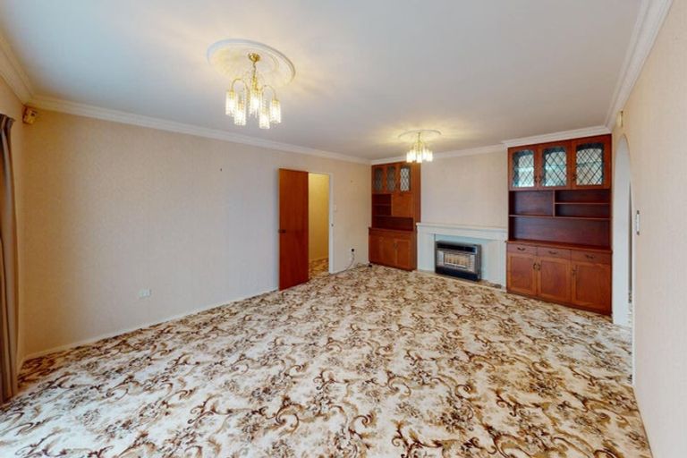 Photo of property in 42 Cedar Crescent, Feilding, 4702