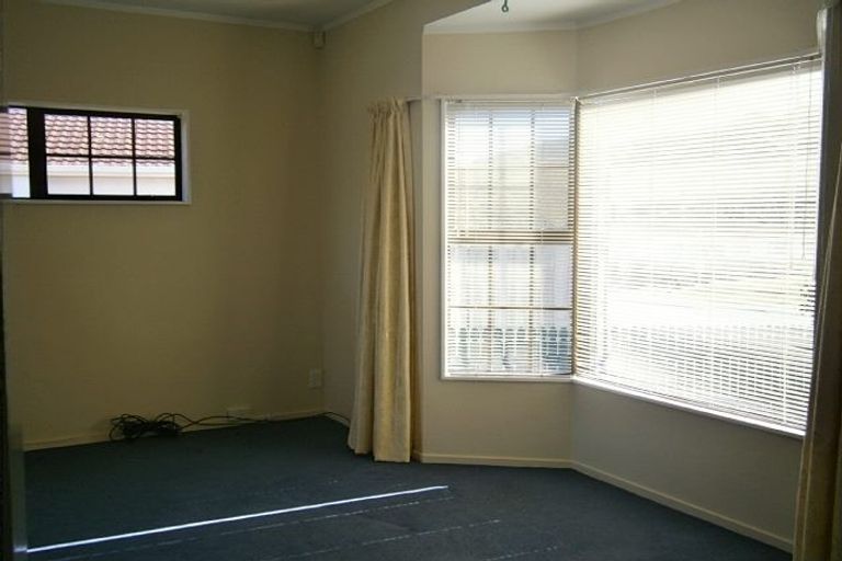 Photo of property in 66 Frobisher Street, Island Bay, Wellington, 6023