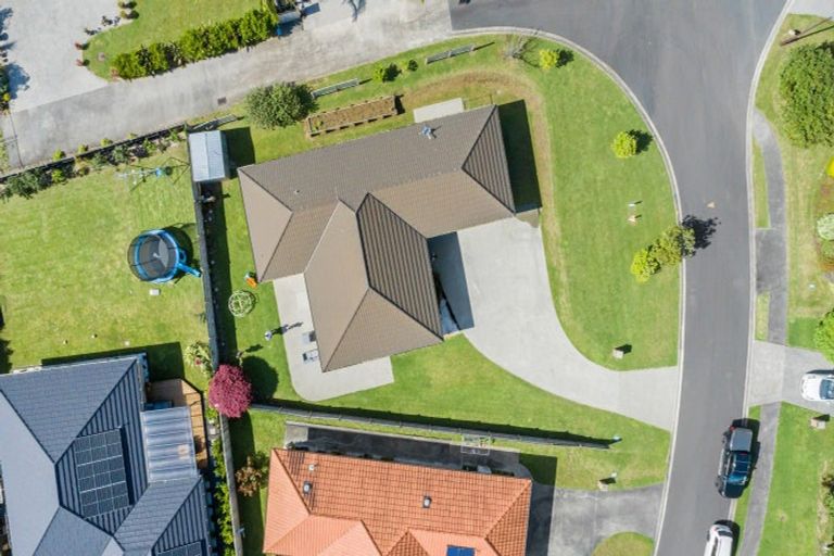 Photo of property in 4 Mooring Close, Haruru, 0204