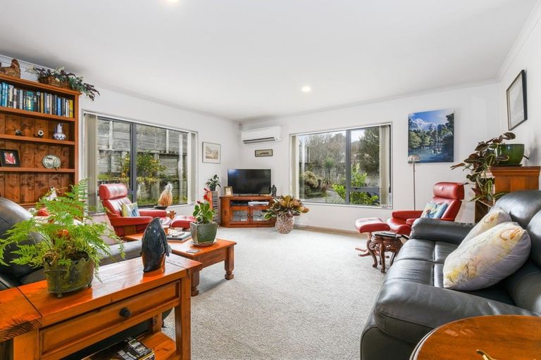 Photo of property in 29 Edward Payton Grove, Pukehangi, Rotorua, 3015