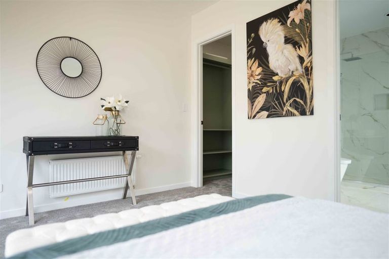 Photo of property in 2 Craigs Way, Hobsonville, Auckland, 0616