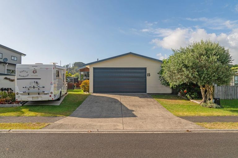 Photo of property in 15 Martin Place, Cooks Beach, Whitianga, 3591