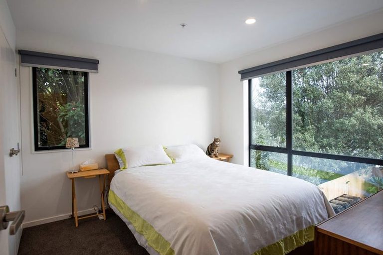 Photo of property in 19 Waru Lane, Te Atatu Peninsula, Auckland, 0610