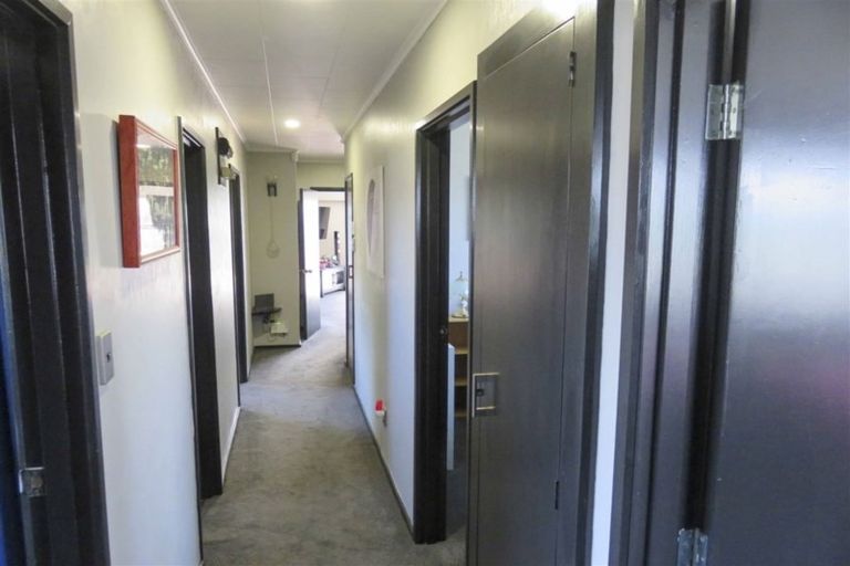 Photo of property in 100 Stirrat Street, Kingswell, Invercargill, 9812