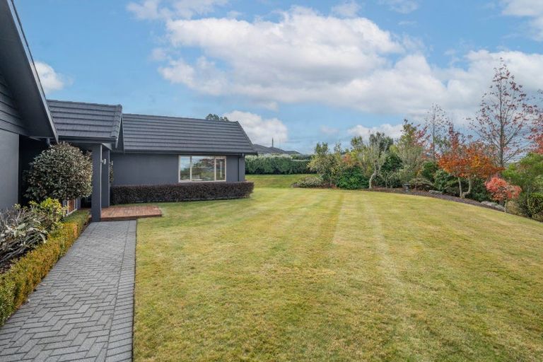 Photo of property in 63 Loch Views Road, Acacia Bay, Taupo, 3385