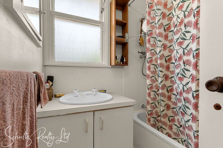 Photo of property in 21 Ngatoto Road, Tinopai, Matakohe, 0593