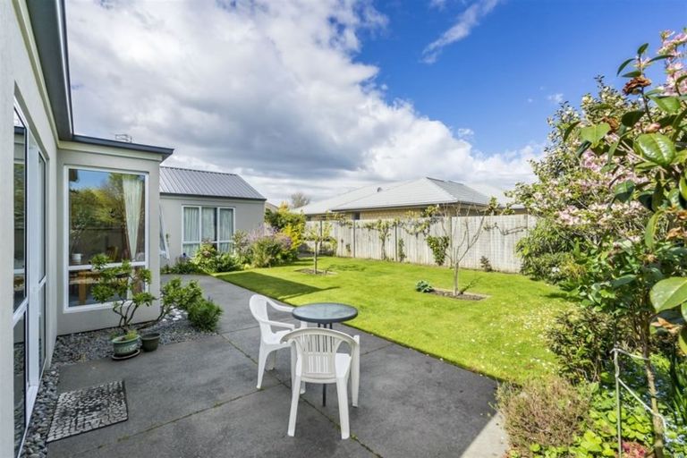 Photo of property in 42 Country Palms Drive, Halswell, Christchurch, 8025