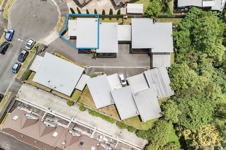 Photo of property in 16a Dowding Street, Melville, Hamilton, 3206