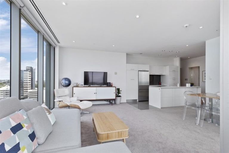 Photo of property in Sentinel Apartments, 1004/3 Northcroft Street, Takapuna, Auckland, 0622