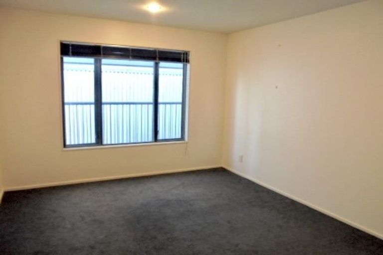 Photo of property in Courtenay Apartments, 703/120 Courtenay Place, Te Aro, Wellington, 6011