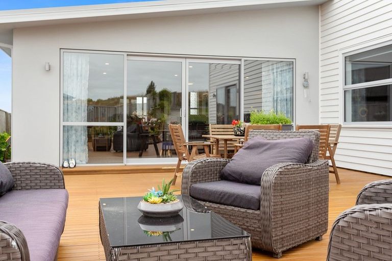 Photo of property in 7 Tiritiri Moana Drive, Pegasus, 7612