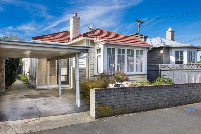 Photo of property in 35a Macandrew Road, South Dunedin, Dunedin, 9012