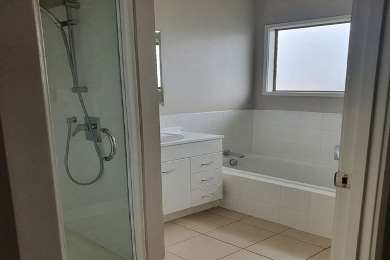 Photo of property in 14a Isabella Drive, Pukekohe, 2120