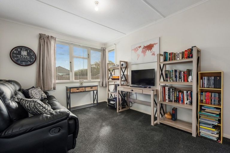 Photo of property in 1/9 Mchardie Street, Trentham, Upper Hutt, 5018