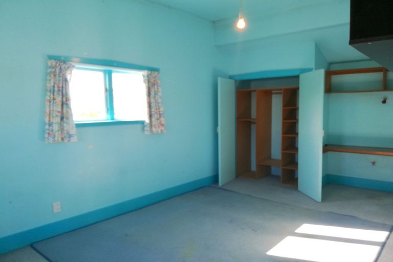 Photo of property in 3 Wattle Street, New Lynn, Auckland, 0600