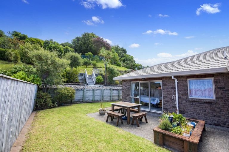 Photo of property in 10 Leanne Way, Waikanae Beach, Waikanae, 5036