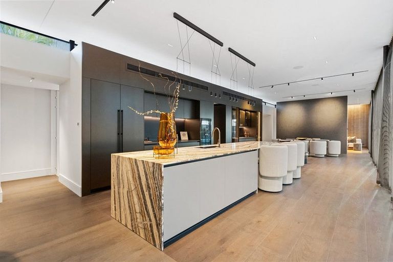 Photo of property in 32 Tuhaere Street, Orakei, Auckland, 1071