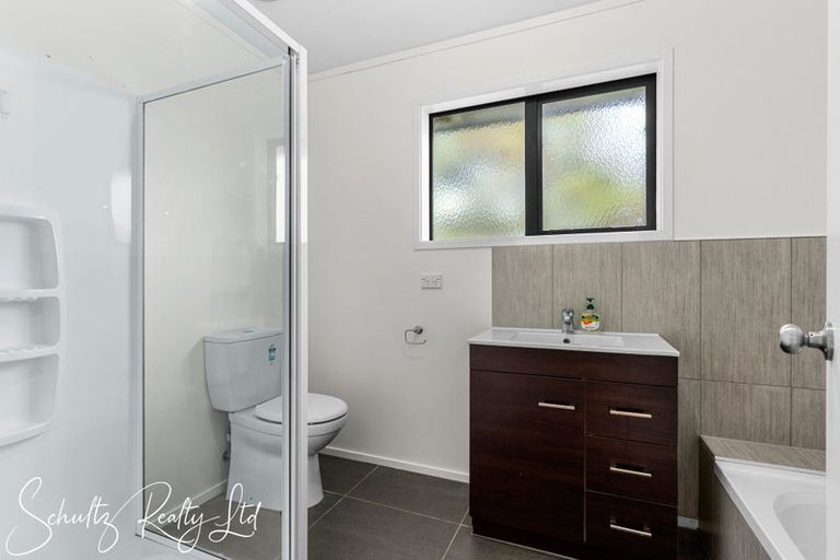 Photo of property in 260 Mountain Road, Maungaturoto, 0587