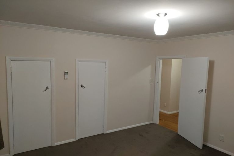 Photo of property in 36 Gibbons Street, Upper Hutt Central, Upper Hutt, 5018