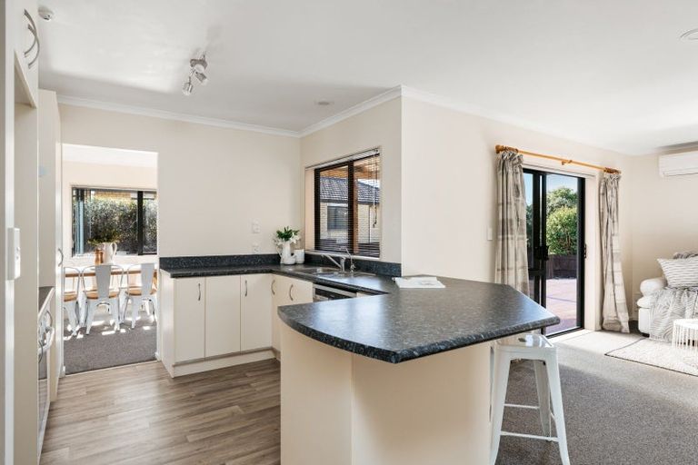 Photo of property in 45 Oteki Park Drive, Welcome Bay, Tauranga, 3112