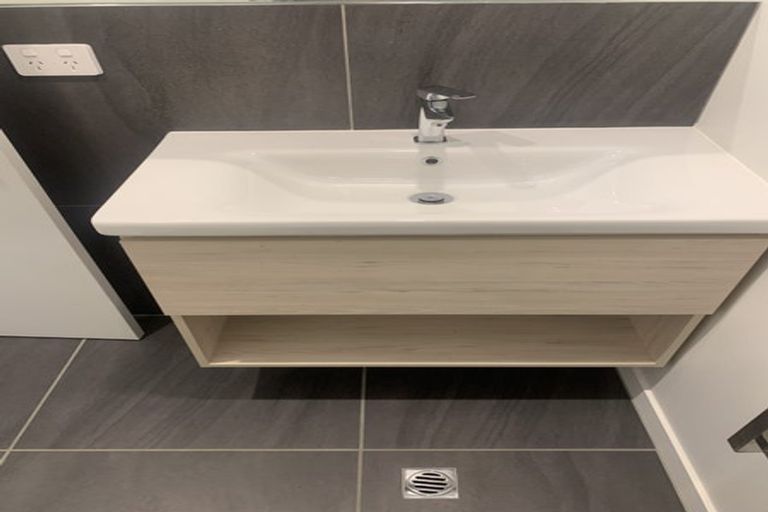 Photo of property in 44 John Street, Stokes Valley, Lower Hutt, 5019