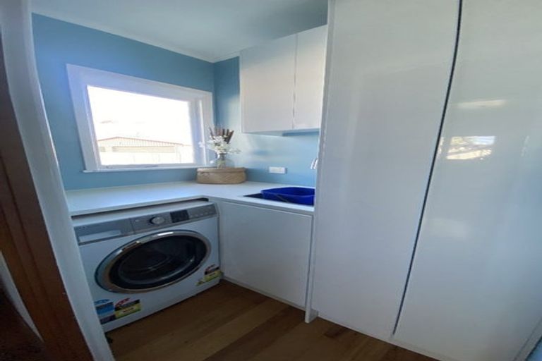 Photo of property in 24 Pembroke Street, Taradale, Napier, 4112