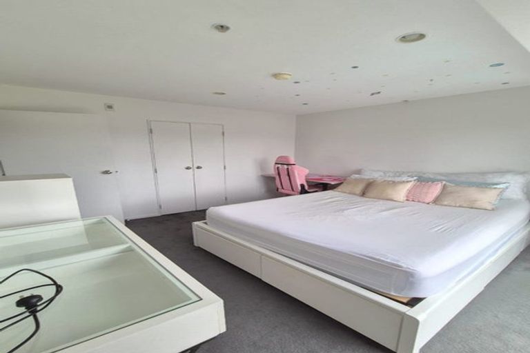 Photo of property in 3a/10 Crown Lynn Place, New Lynn, Auckland, 0600