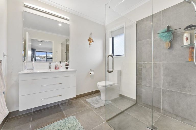 Photo of property in 9 Lakewood Grove, Levin, 5510