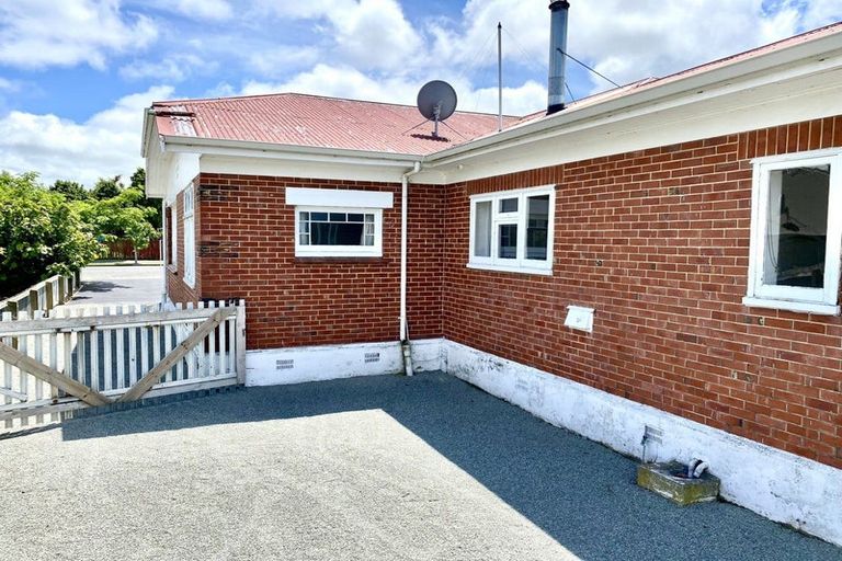 Photo of property in 82 Oxford Street, Hampstead, Ashburton, 7700