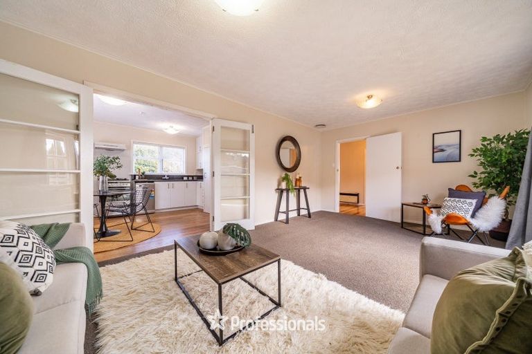 Photo of property in 98 Wood Street, Wainuiomata, Lower Hutt, 5014