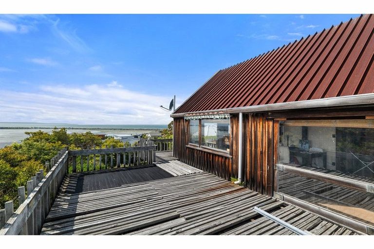 Photo of property in 38 Santa Maria Avenue, Mount Pleasant, Christchurch, 8081