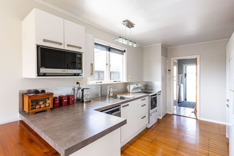 Photo of property in 130 Warwick Street, Feilding, 4702