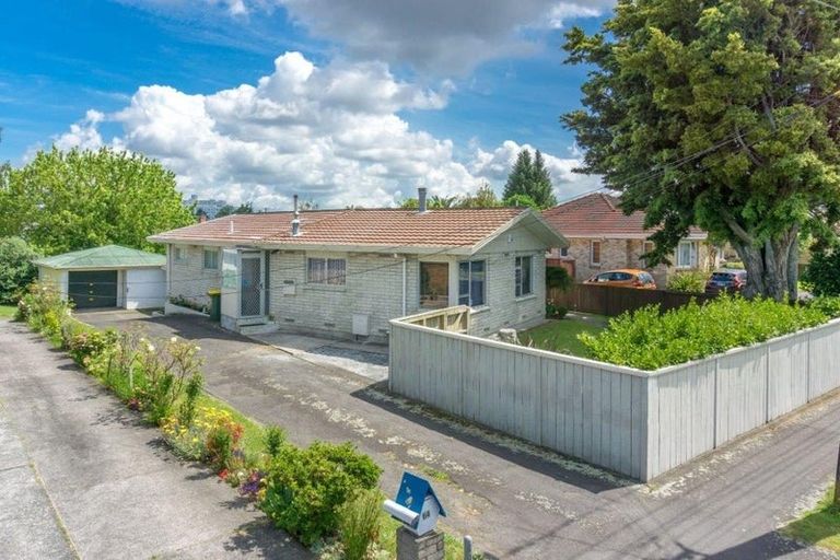 Photo of property in 62 Pine Avenue, Melville, Hamilton, 3206