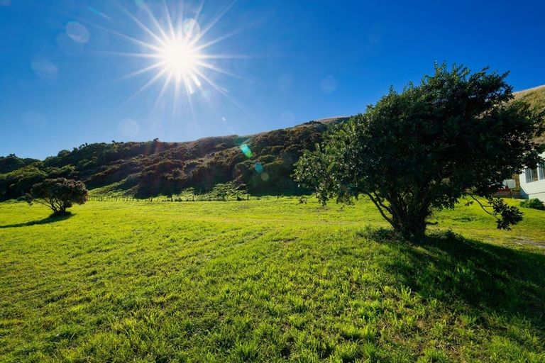 Photo of property in 16 Kotare Place, South Bay, Kaikoura, 7300