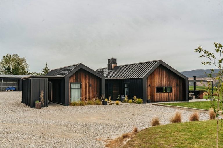 Photo of property in 108 Kononi Road, Kononi, Lawrence, 9591