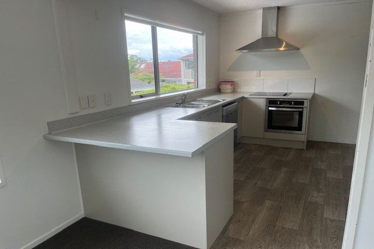 Photo of property in 1/57 Butley Drive, Farm Cove, Auckland, 2012