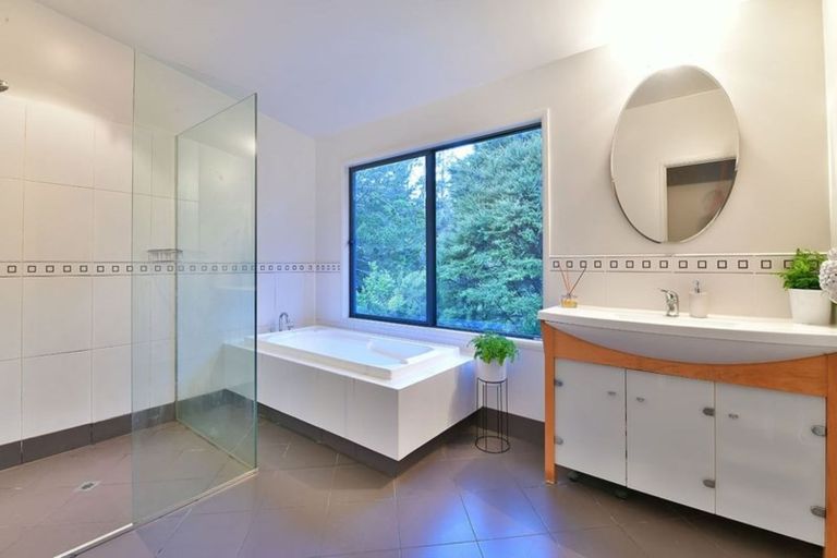 Photo of property in 1453 East Coast Road, Redvale, Albany, 0794