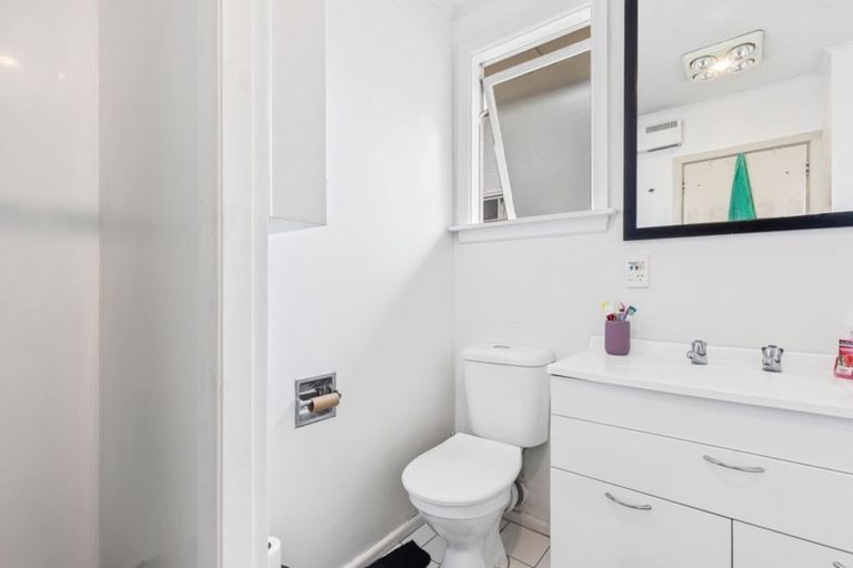 Photo of property in 69 Parkstone Avenue, Ilam, Christchurch, 8041