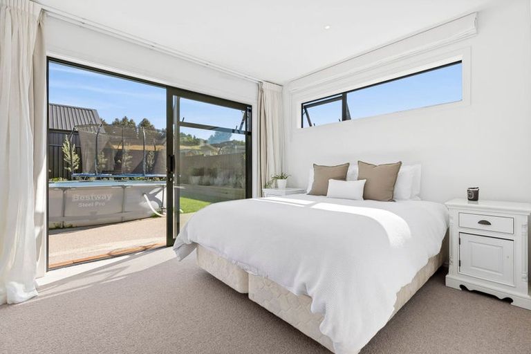 Photo of property in 2 Tomtit Crescent, Lake Hawea, Wanaka, 9382